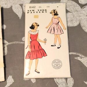 Vintage New York Pattern Dress Design Size 8